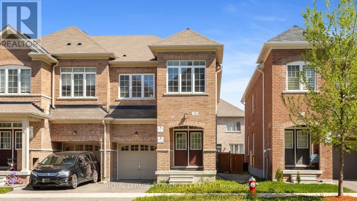 Photo 1 of 35 — 29 BACKWATER TRAIL, Brampton (Northwest Brampton), ON L7A 5C2
