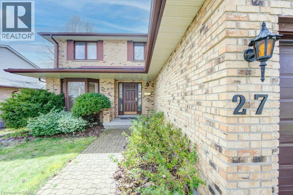 27 WALMER Gardens