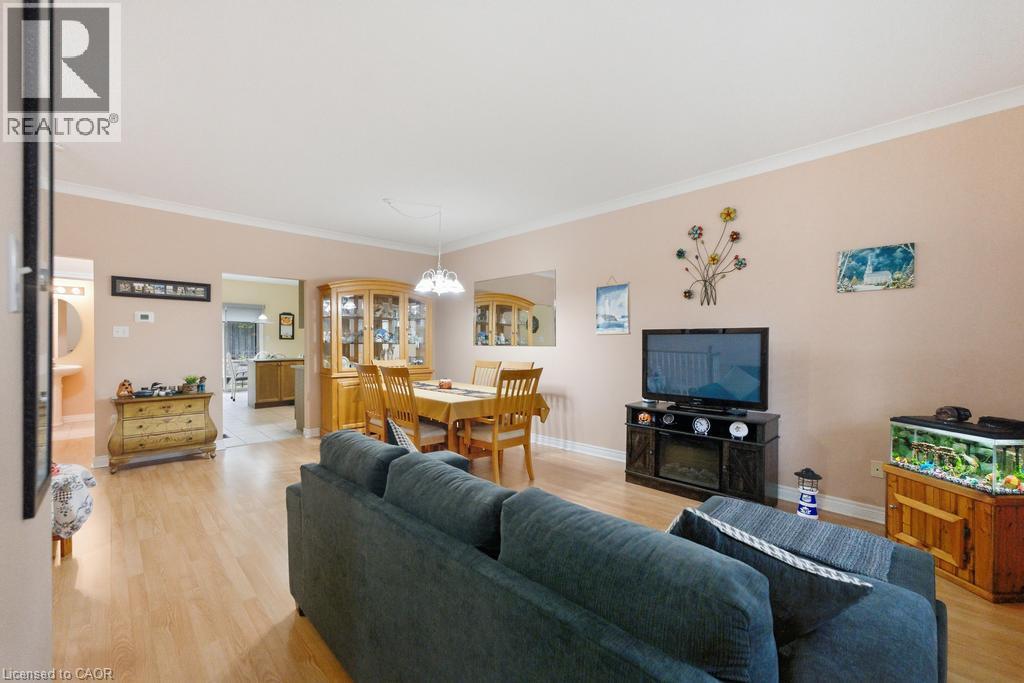 34 SOUTHBROOK Drive Unit# 7