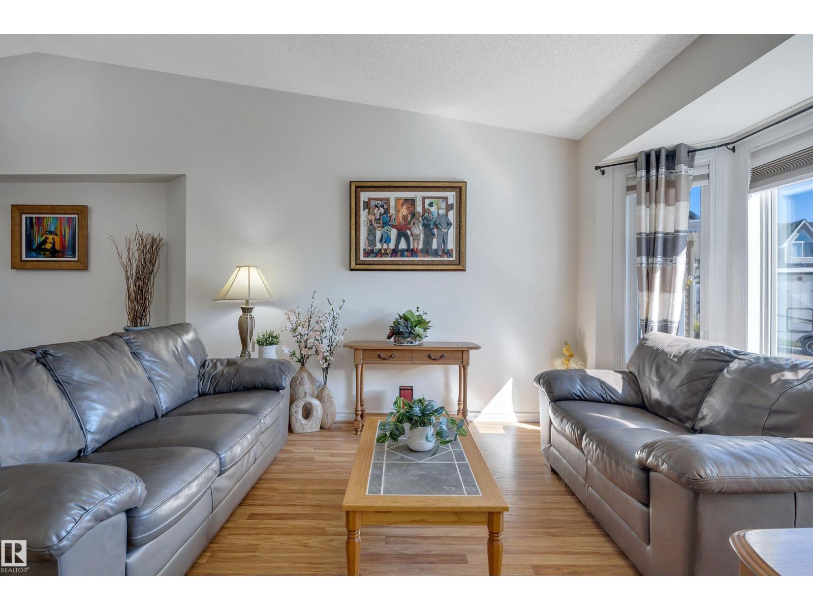 5735 152A AV NW