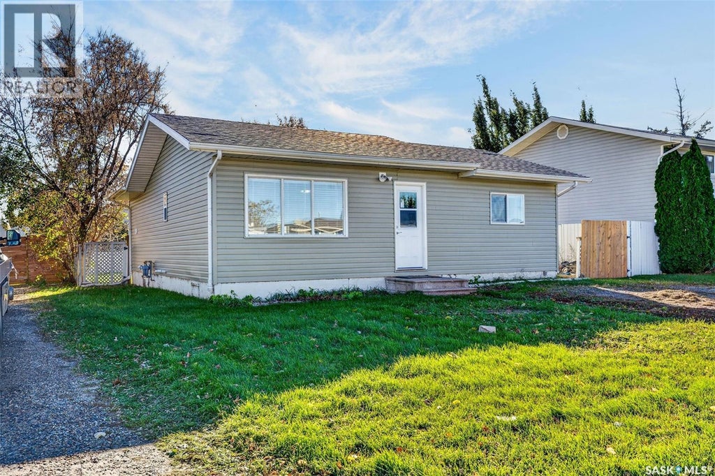 147 30TH STREET E, PRINCE ALBERT, SK S6V 1Z2 - Image 1422317282.jpeg?d=l