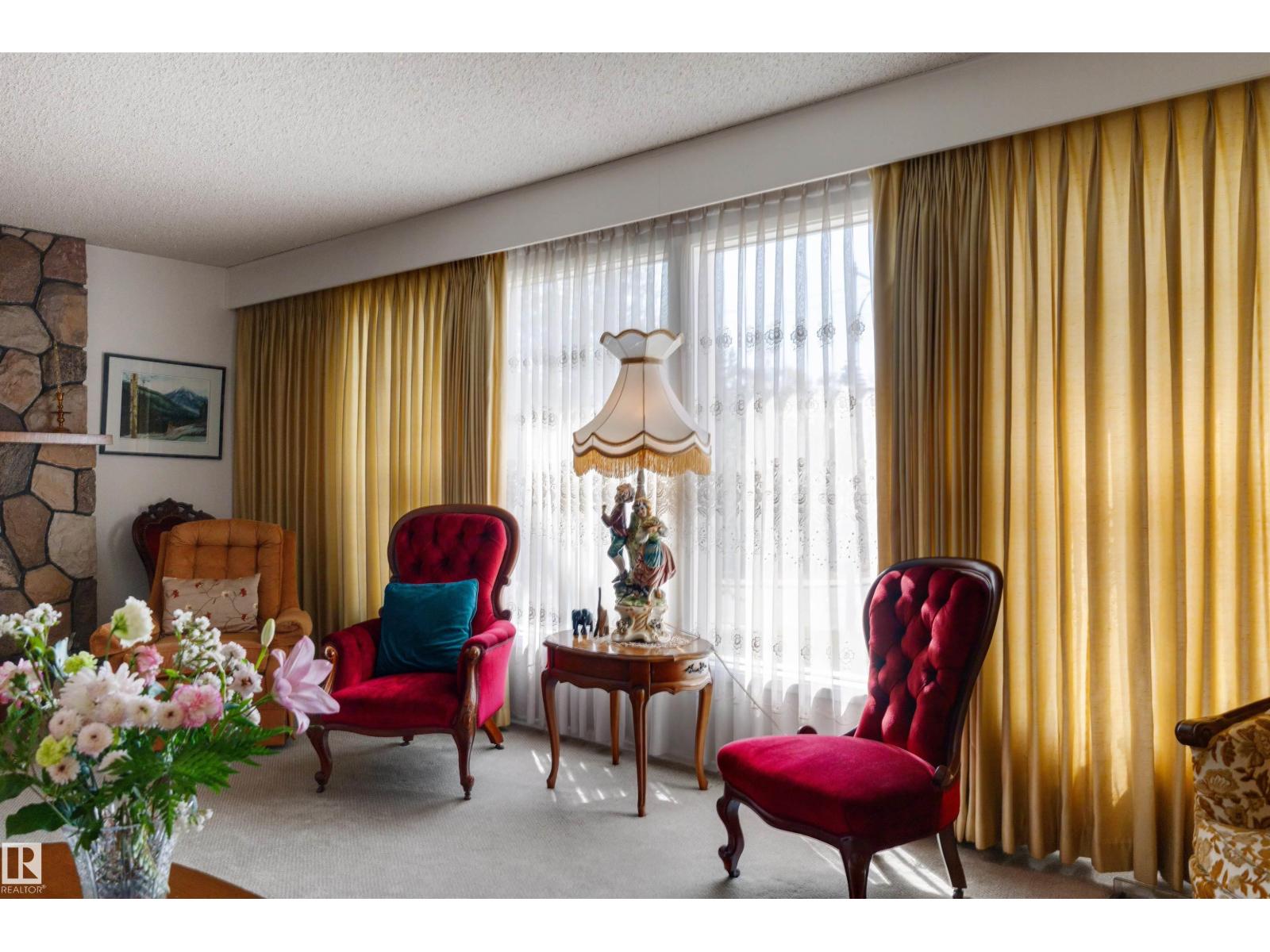 13504 81 AV NW