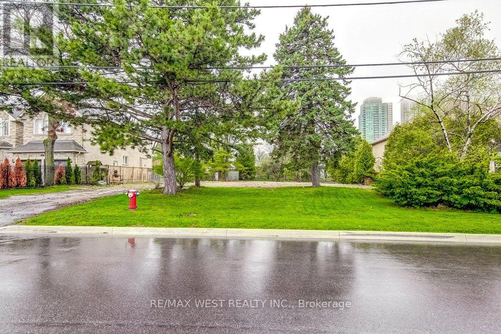 PART LOT 2 FAIRVIEW ROAD W