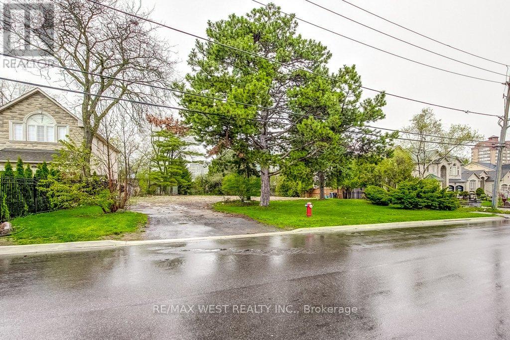 PART LOT 2 FAIRVIEW ROAD W