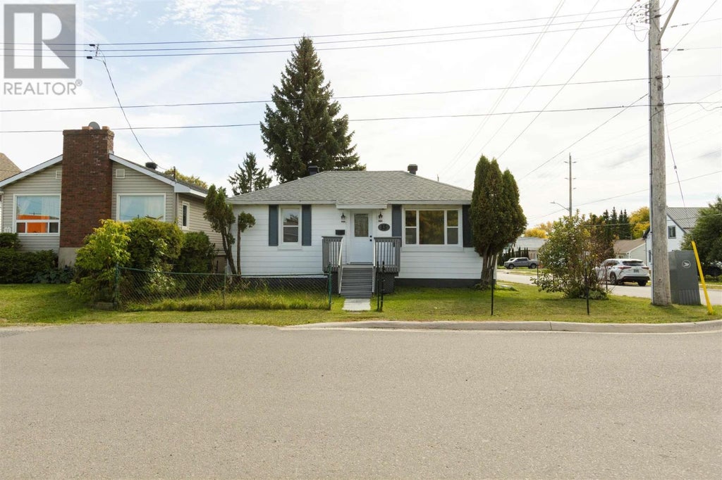 13 STEVENS ST, SAULT STE. MARIE, ON P6B 2N2 - Image 744627202.jpeg?d=l