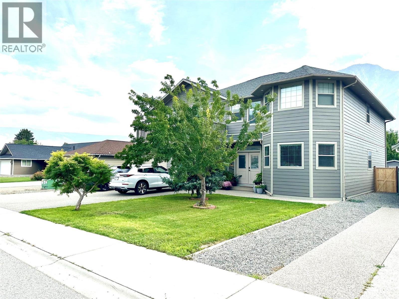 317 2nd Avenue