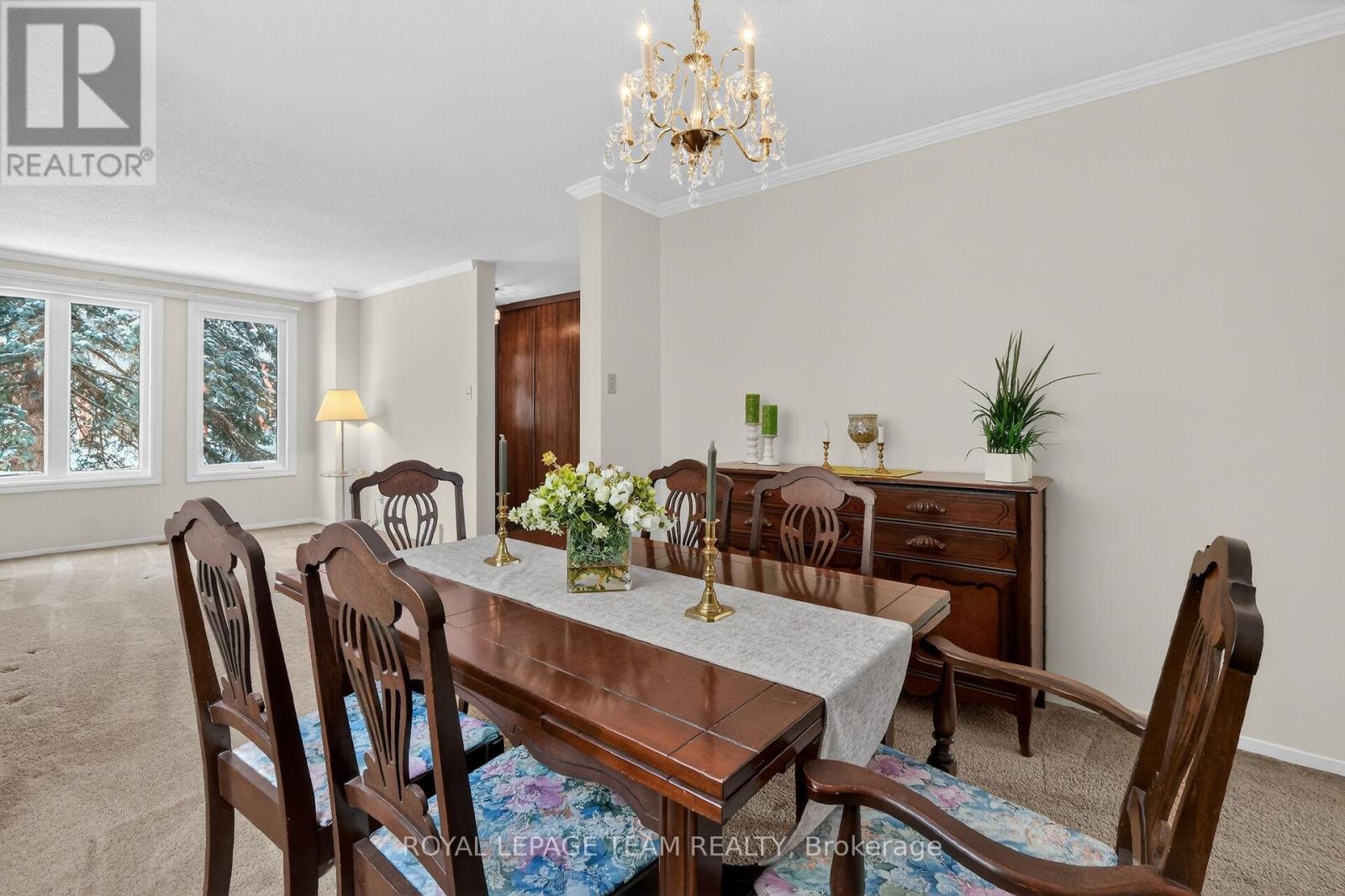 97 HUNTSMAN CRESCENT