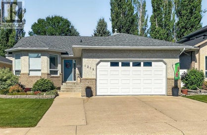 1218 Great Lakes Place S Lethbridge AB T1K 6R6