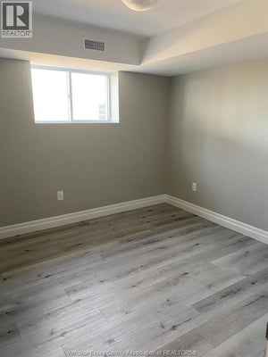 Lower - 105 Reed St, Essex, ON 3