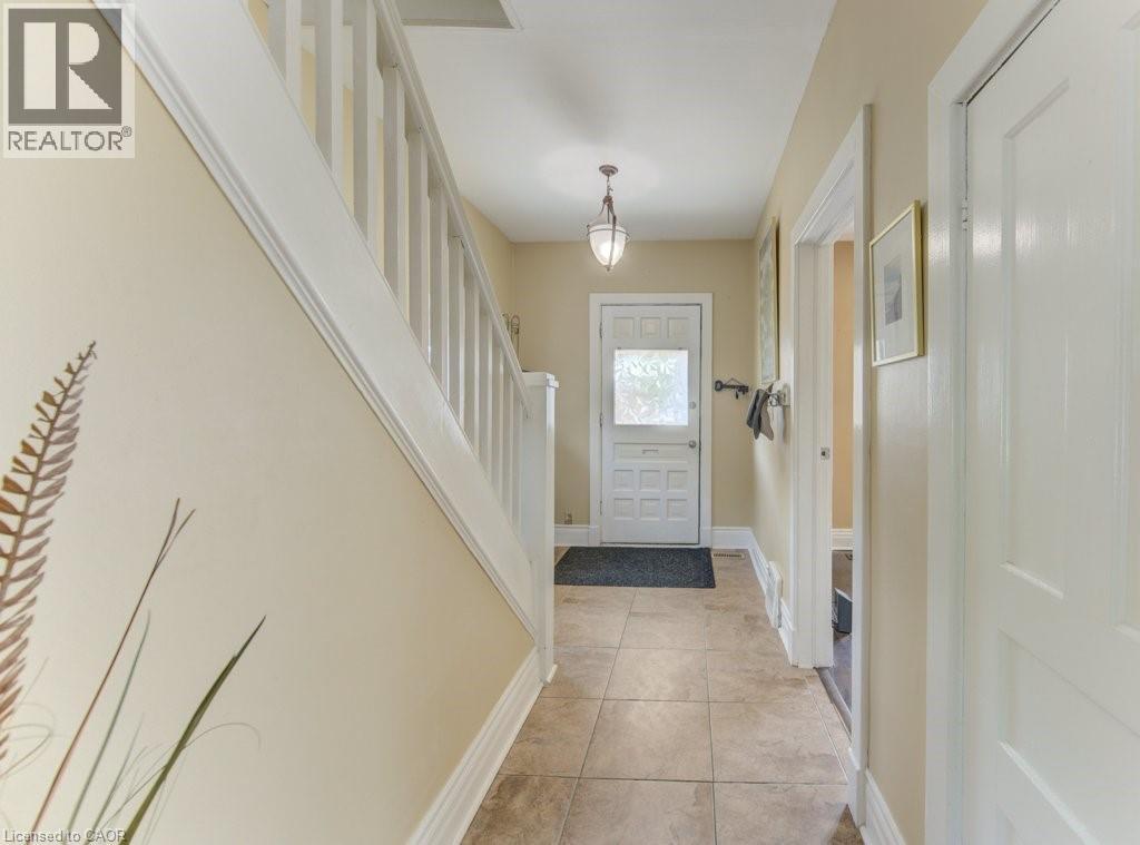 271 LONDON Road W