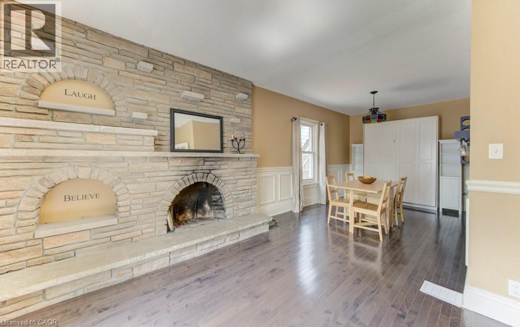 271 LONDON Road W