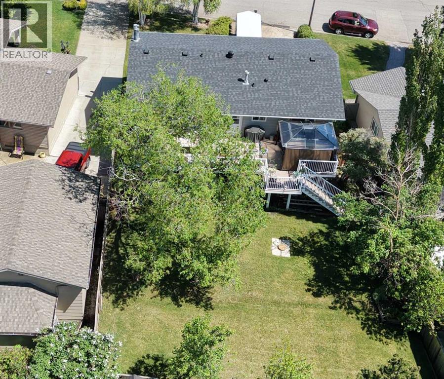 216 Cannington Place SW