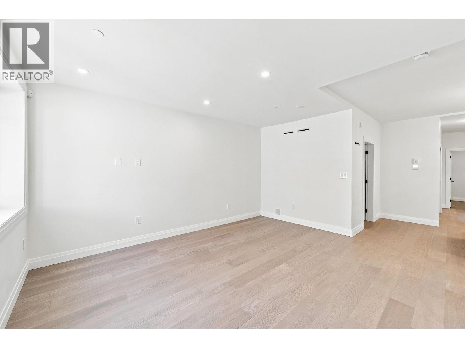 6166 GRANVILLE STREET