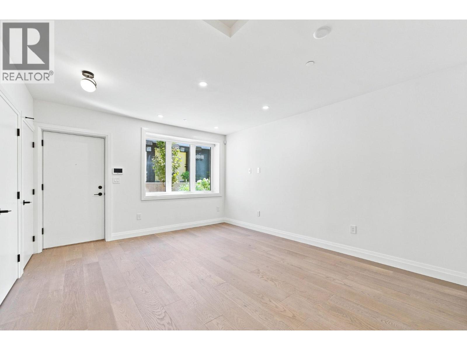 6166 GRANVILLE STREET