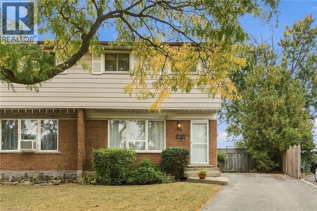 48 RALEIGH Court