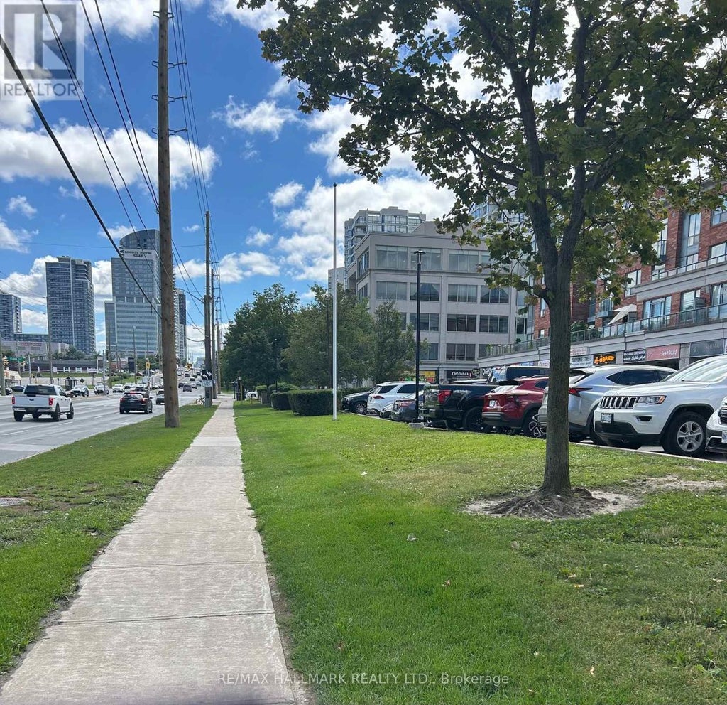27B - 7378 YONGE STREET