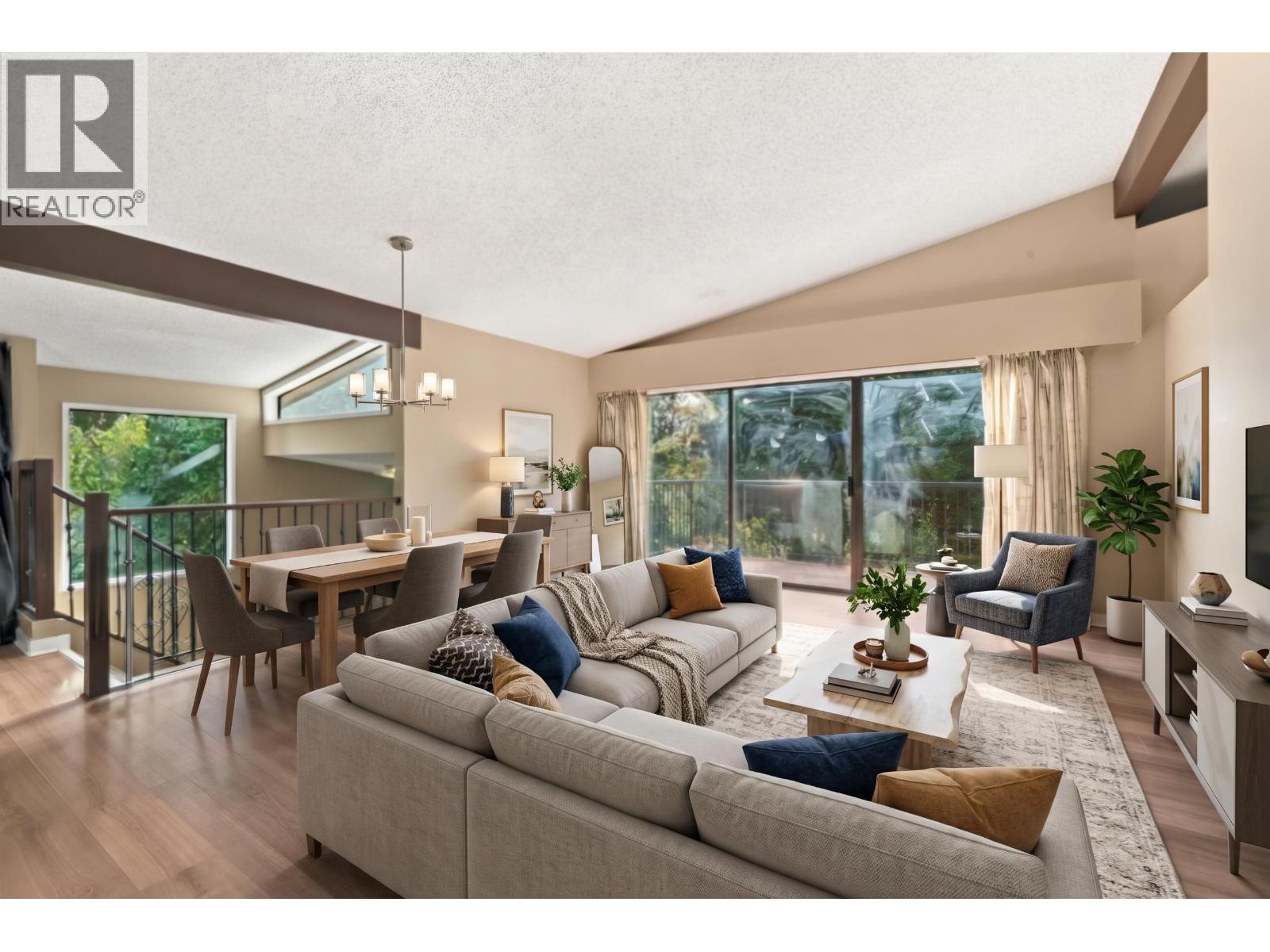 318 MARINER WAY