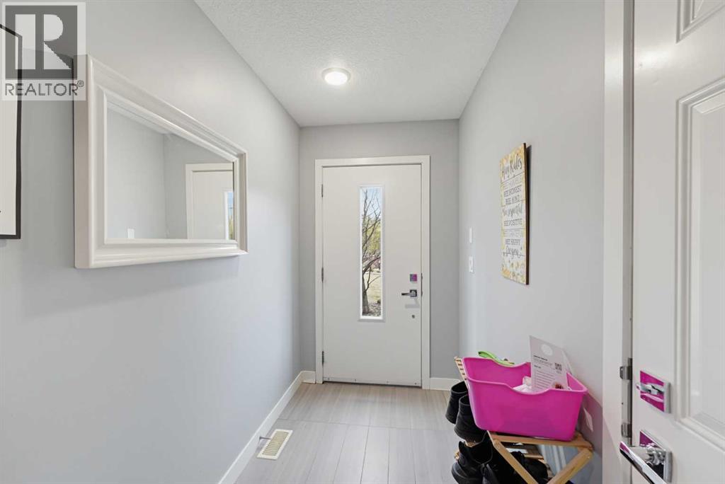 260 Walden Path SE