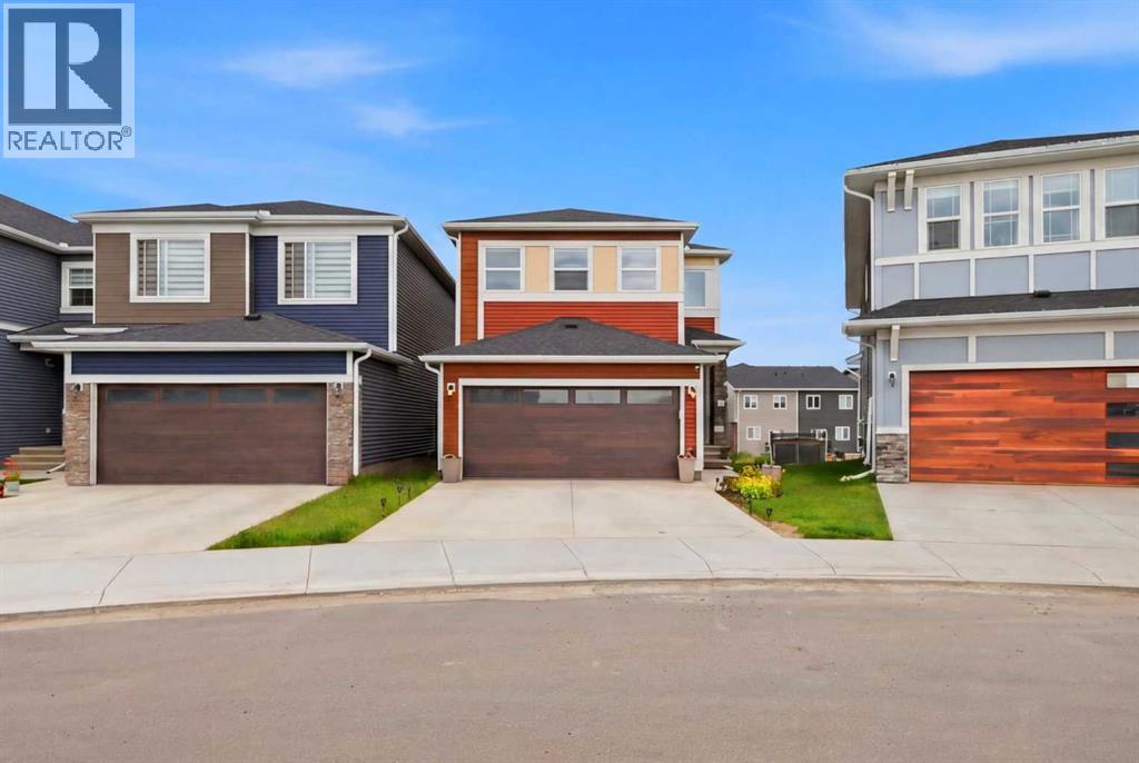 241 Homestead Crescent NE