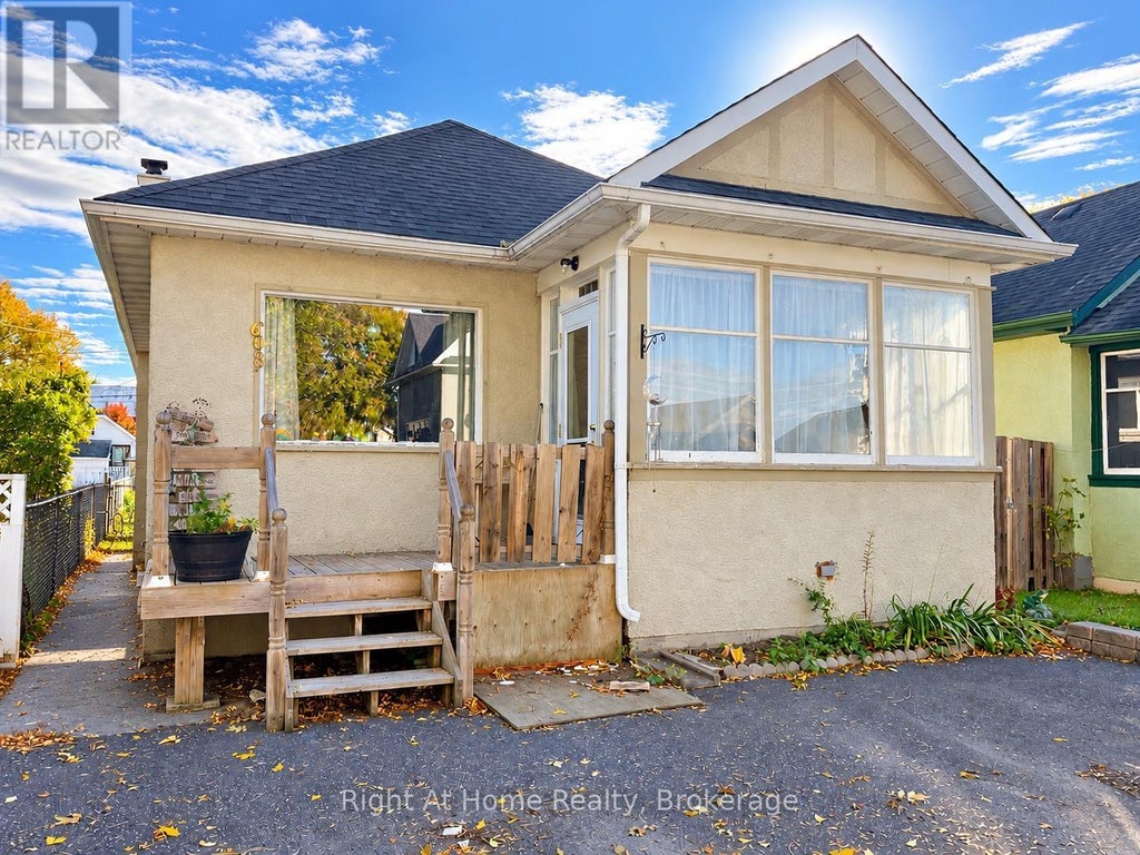608 MARKS STREET S, THUNDER BAY (HYDE PARK), ON P7E 1M8 - Image 2756686992.jpeg?d=l