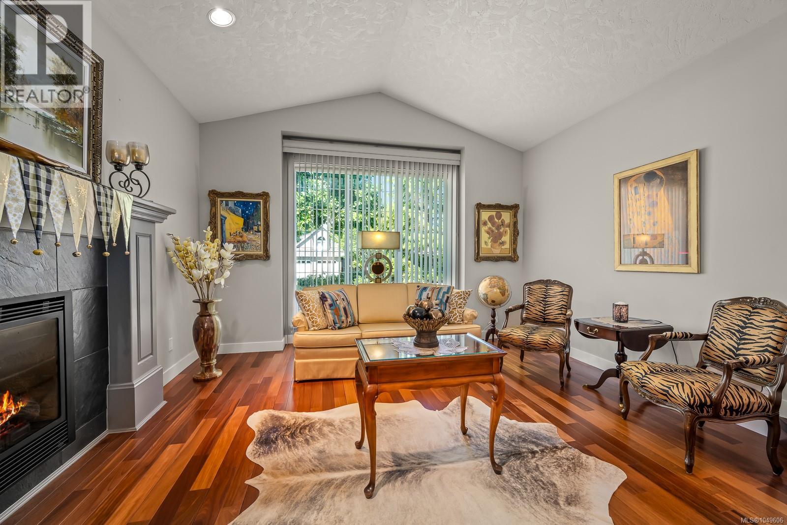 920 Eastwicke Cres