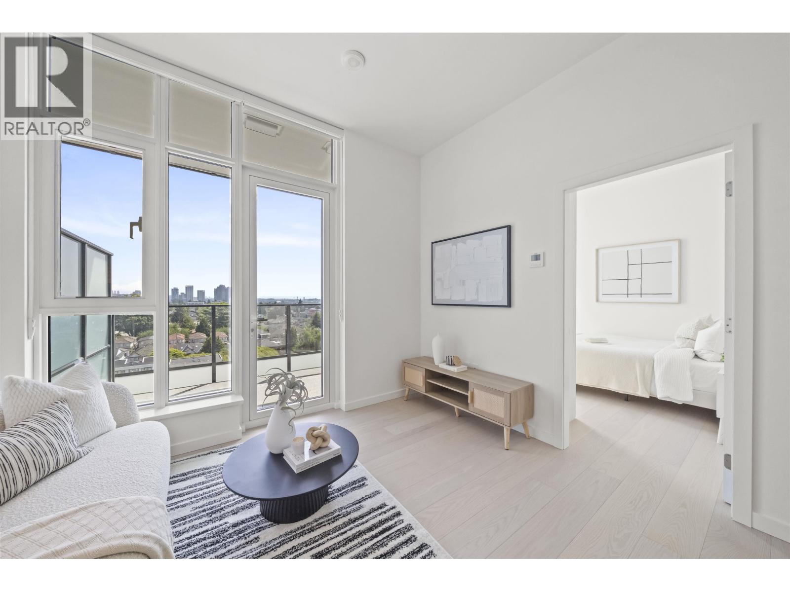 1004 8415 GRANVILLE STREET