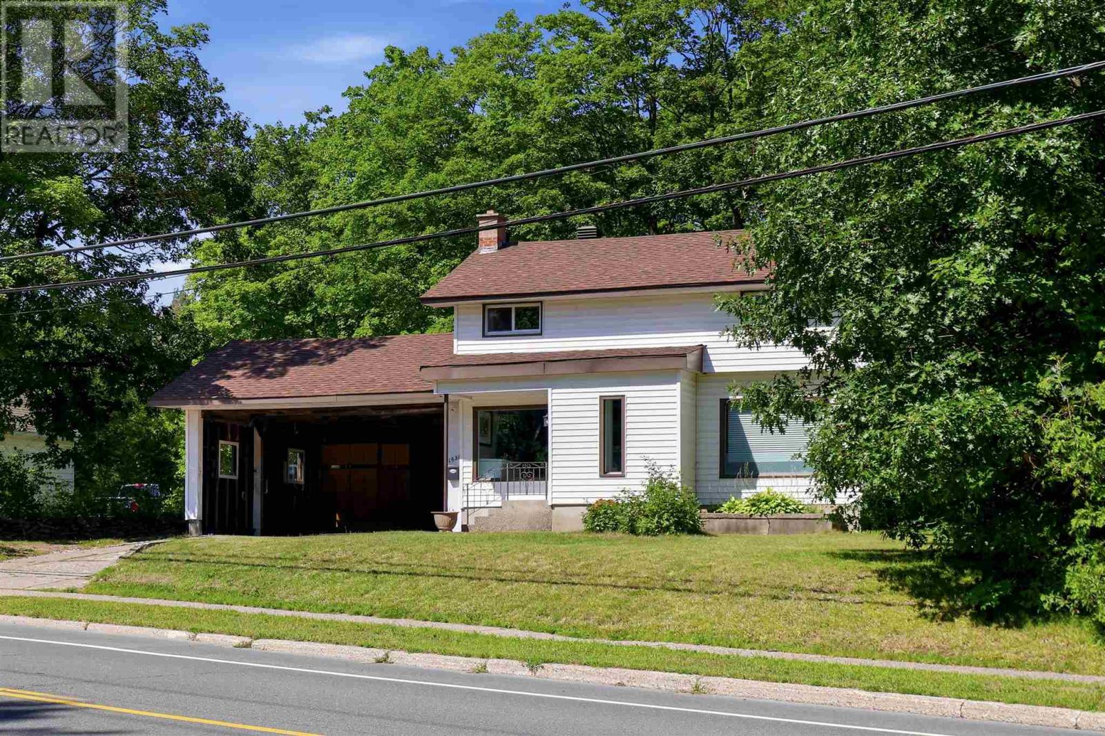 1638 Queen Street E - Photo 2