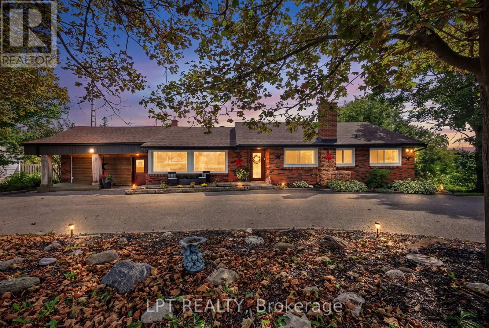 2447 RIDGE ROAD W