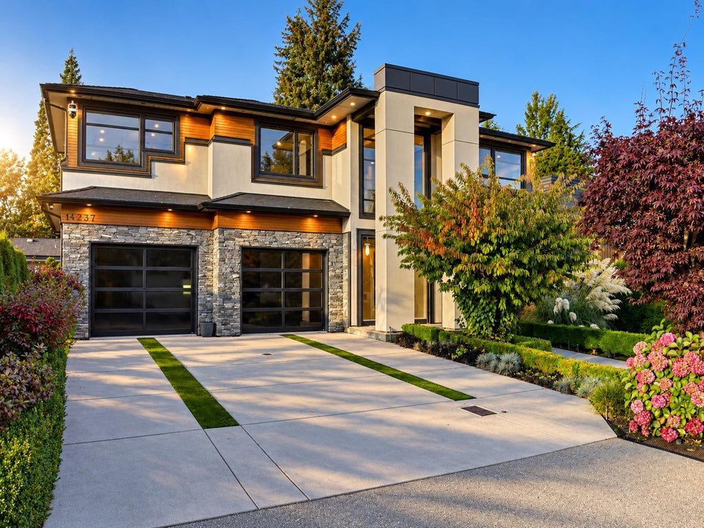 14237 VINE AVENUE, WHITE ROCK, BC V4B 2S9 - Image 2116618768.jpeg?d=l