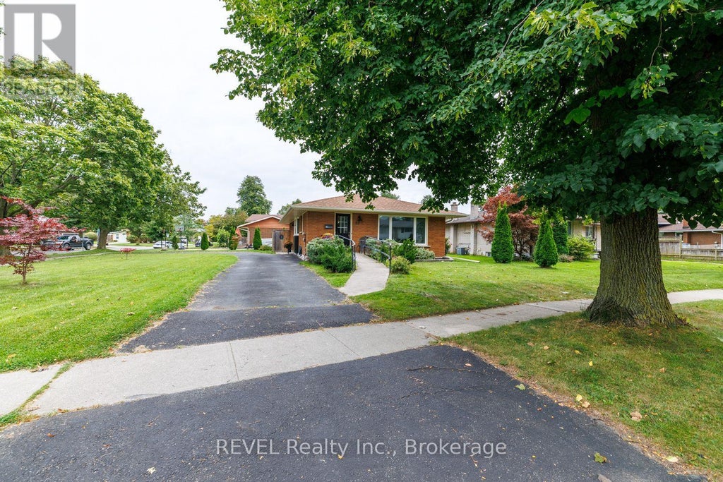 70 CHAMPLAIN AVENUE, WELLAND (N. WELLAND), ON L3C 2L7 - Image 1311684271.jpeg?d=l