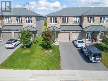 33 MCPHAIL ROAD Carleton Place ON K7C 0P6