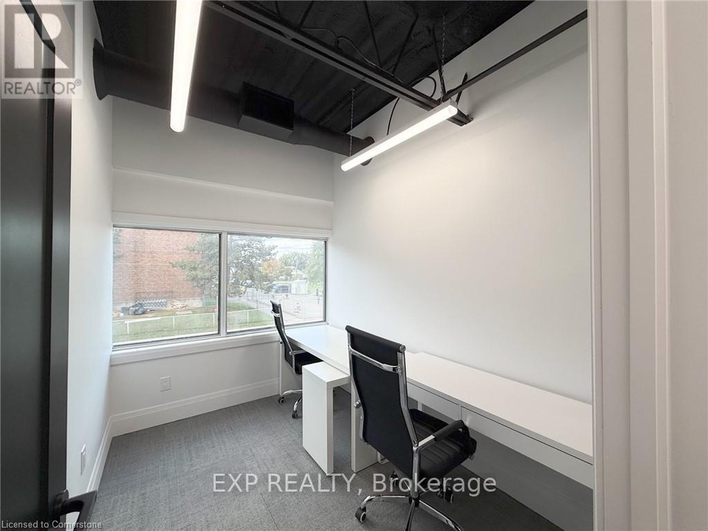 OFFICE #2 - 156 PARKDALE AVENUE N, HAMILTON (MCQUESTEN), ON L8H 5X2 - Image 4176734699.jpeg?d=l