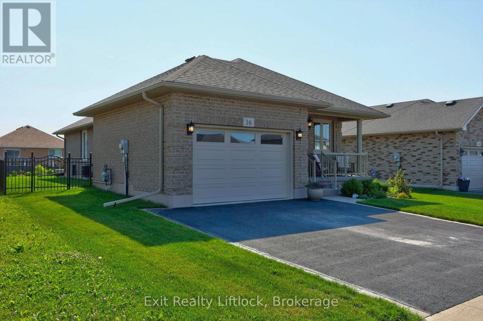 16 NOAH LANE - Photo 4