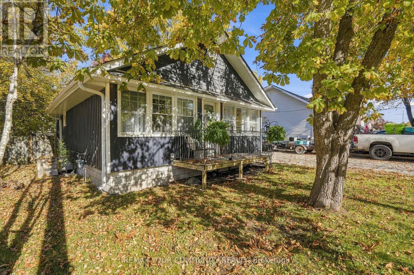 141 COOKS BAY DRIVE