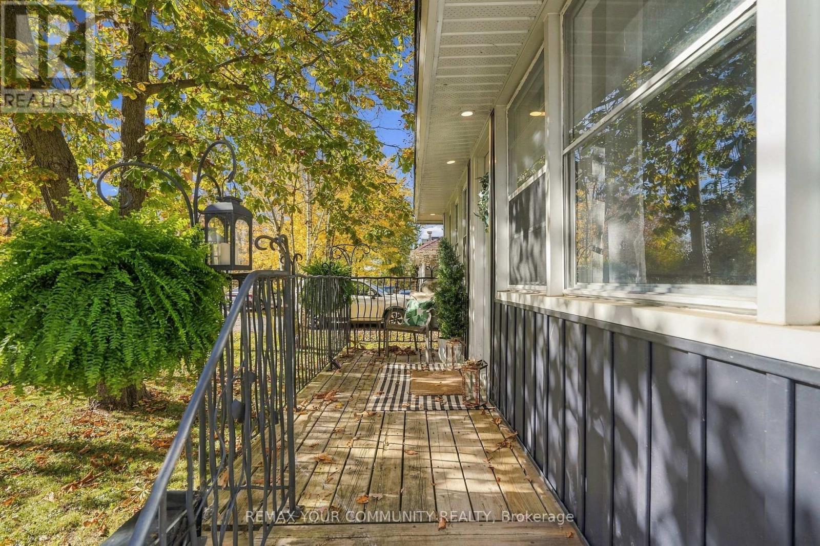 141 COOKS BAY DRIVE