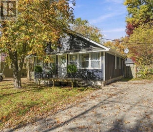 141 COOKS BAY DRIVE Georgina (Keswick North) ON L4P 2M2