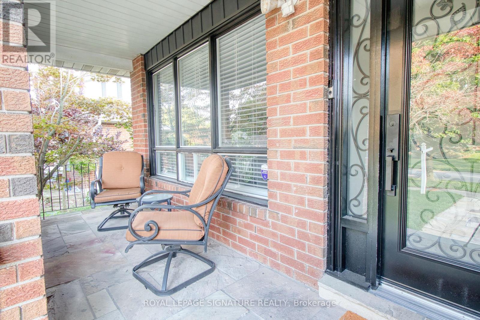 1414 HARMSWORTH SQUARE