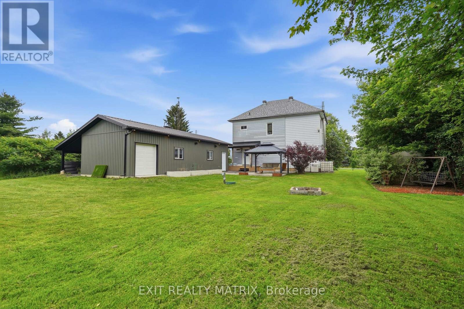 1320 ST JOSEPH ROAD - Photo 3