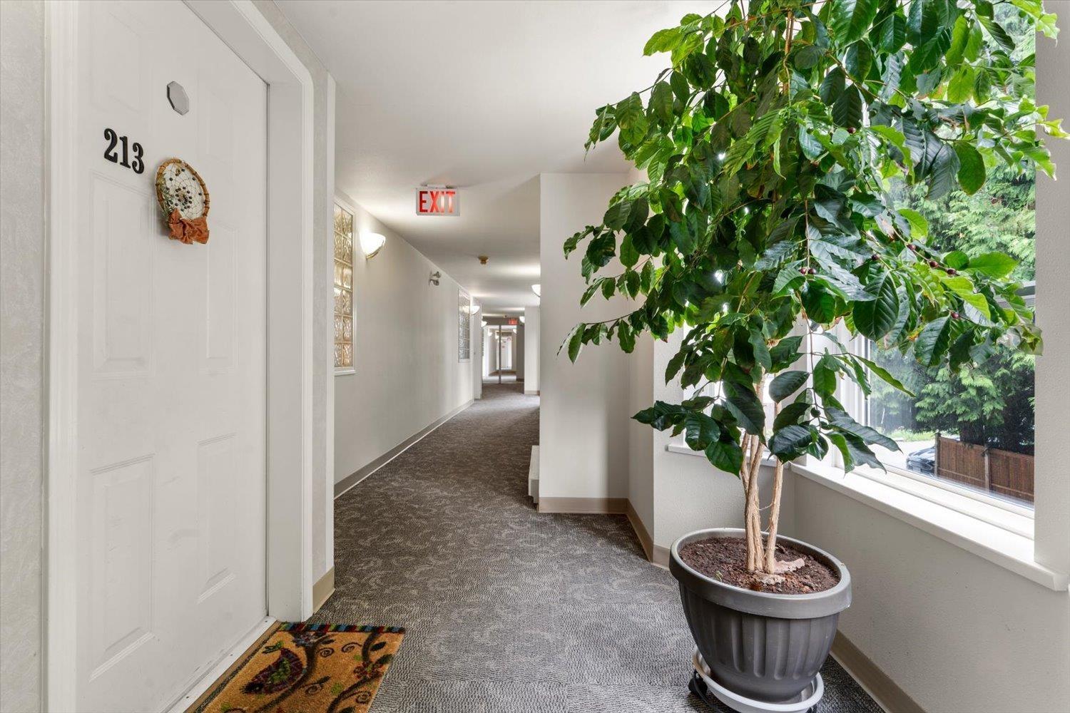 213 46693 YALE ROAD, Chilliwack Proper East