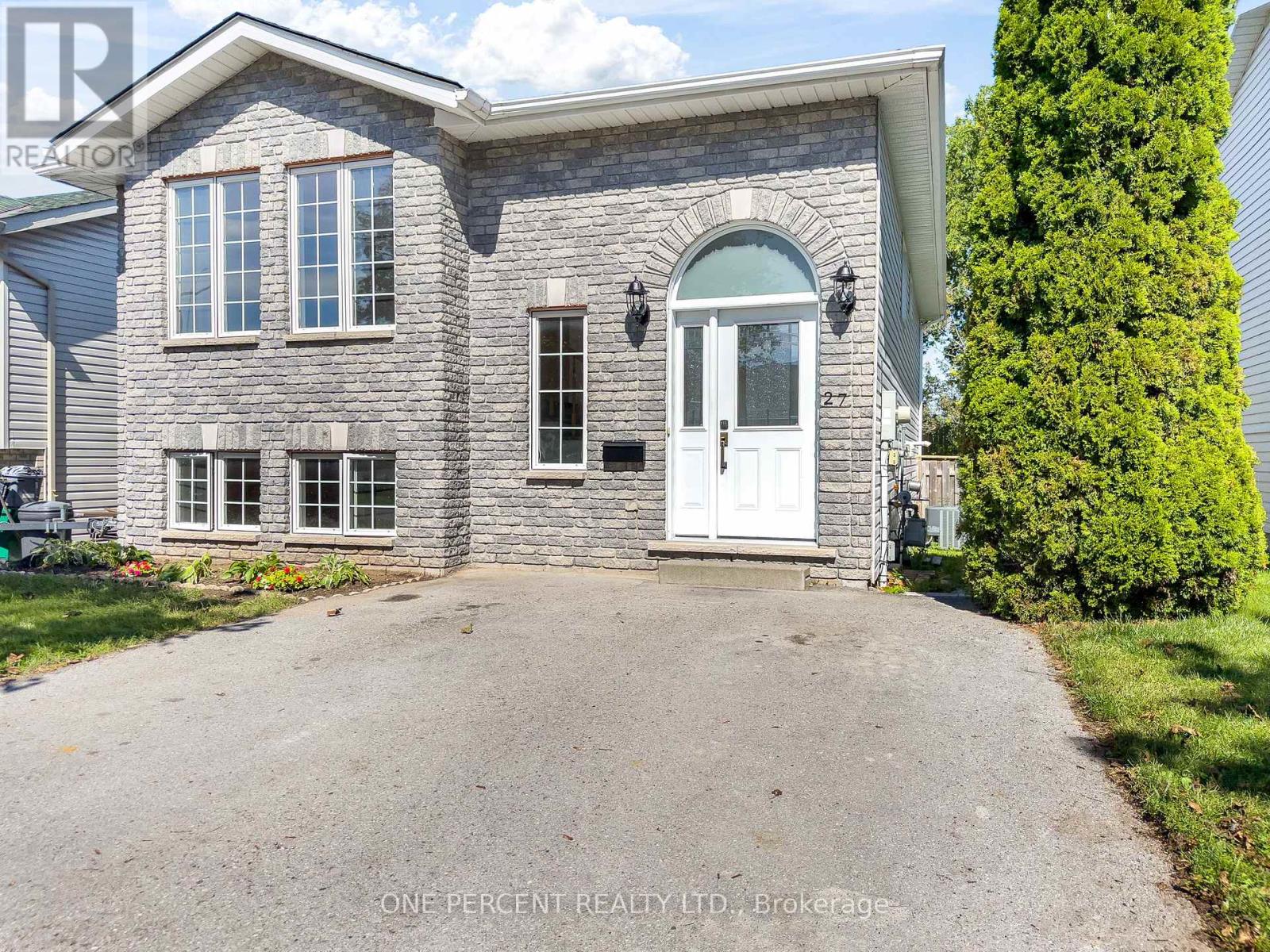27 FARADAY GARDENS