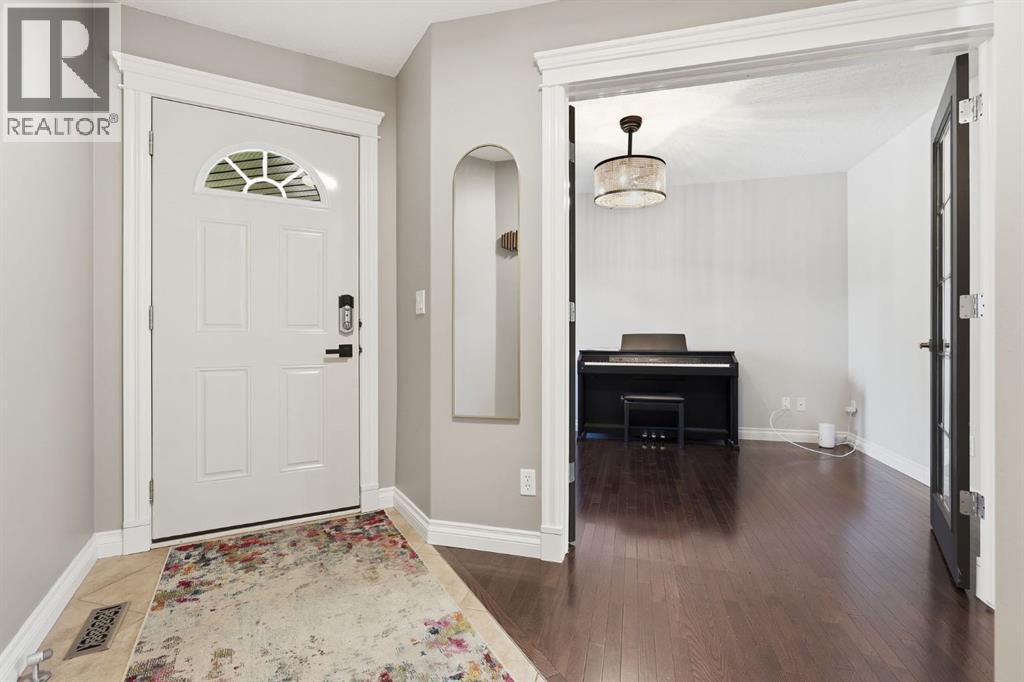 112 Drake Landing Common