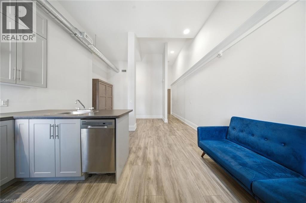 11 QUEEN Street Unit# 304