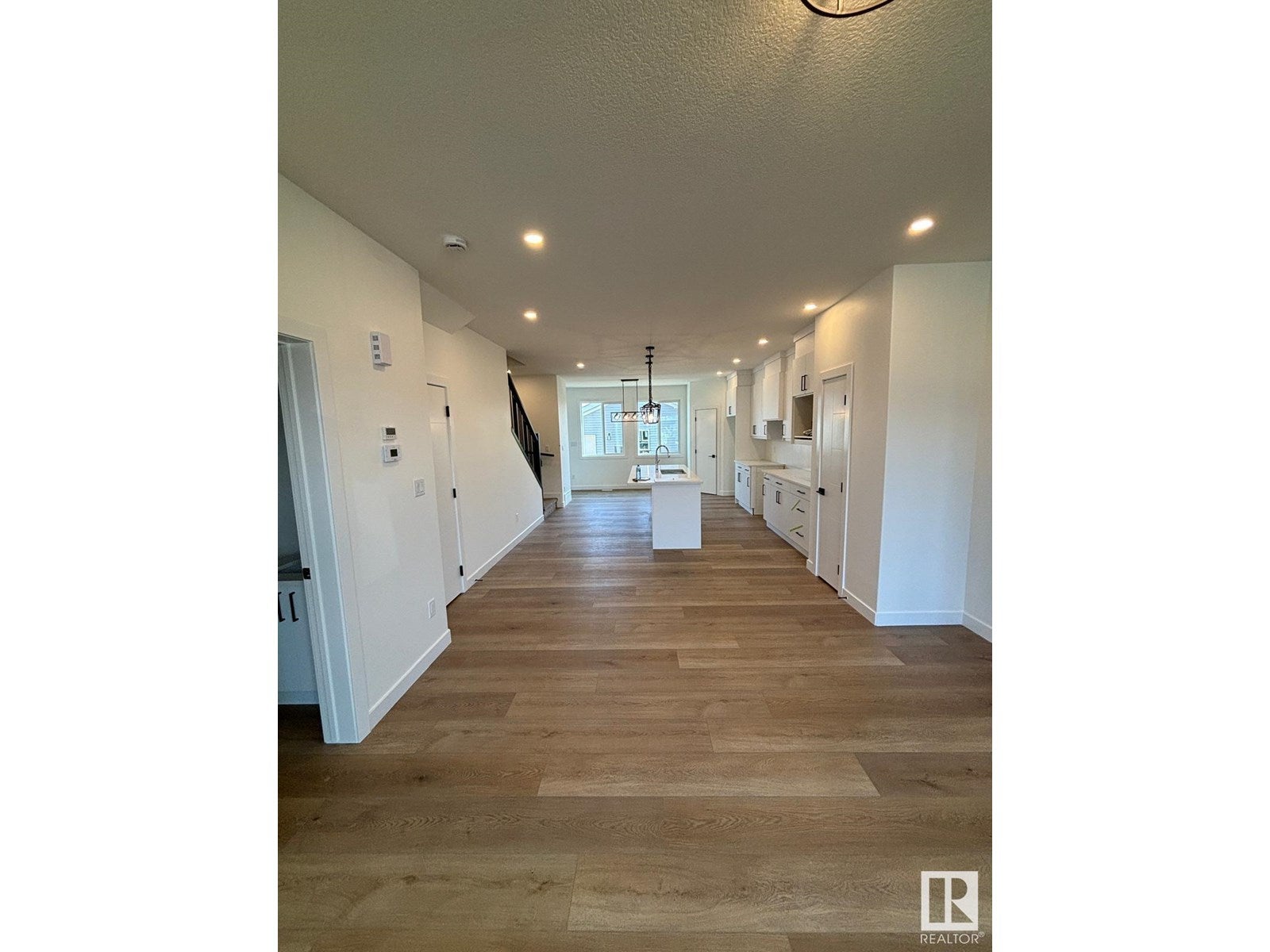 4207 38 ST