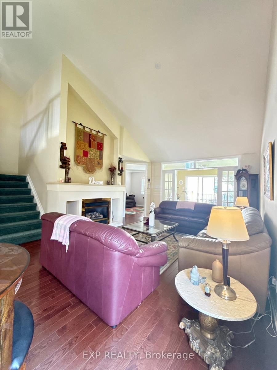 42 SETTLER'S RIDGE WAY