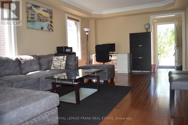 61 Summerside Ave, Whitby (Taunton North), ON 5