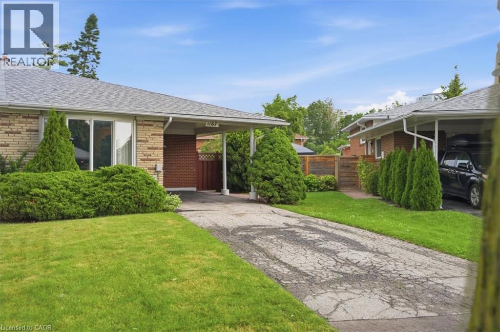 1167 SATURNIA Crescent