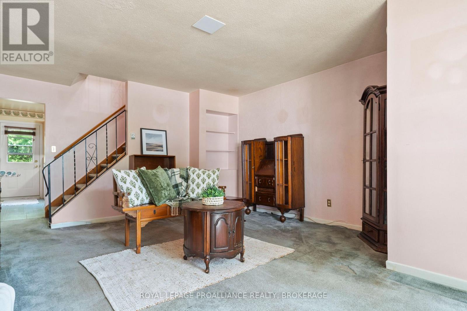23 - 4427 BATH ROAD