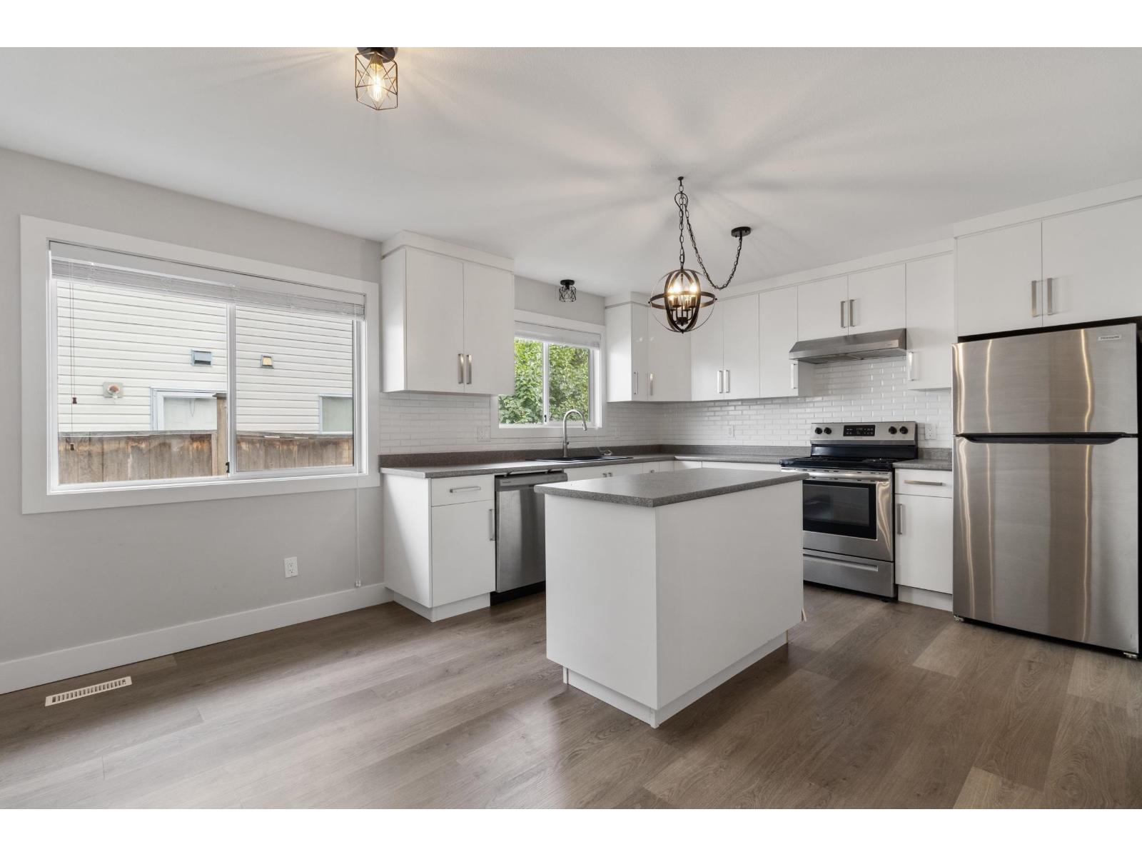 9536 CARROLL STREET, Chilliwack Proper West