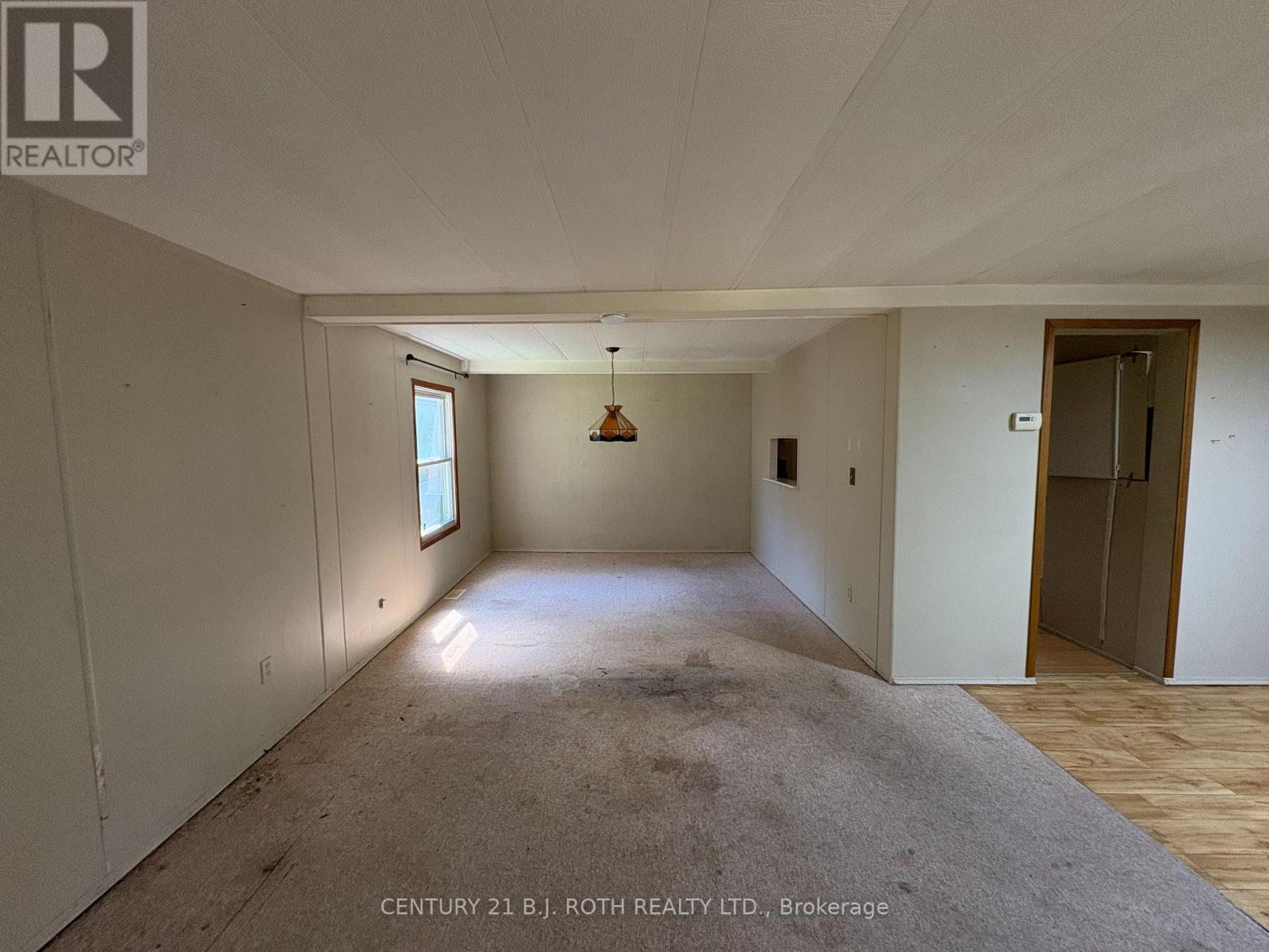 9 CHERRYWOOD LANE
