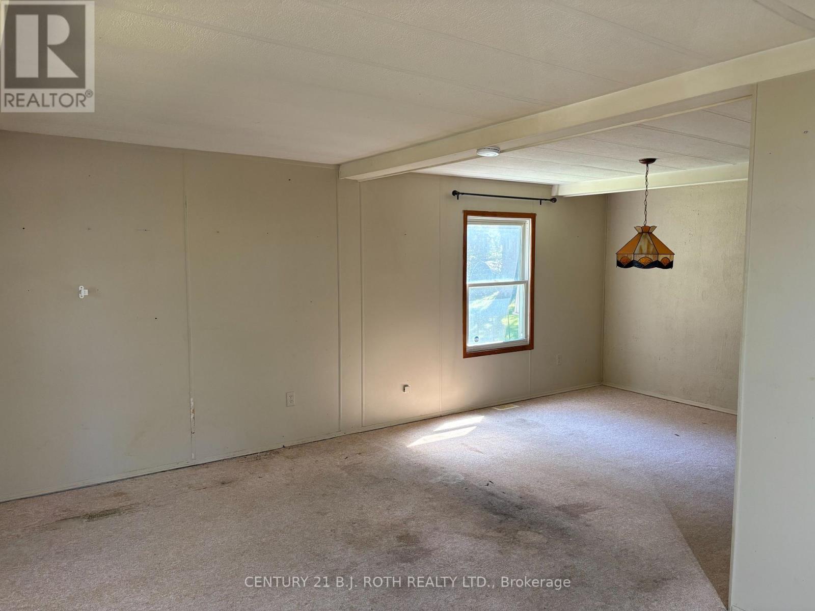 9 CHERRYWOOD LANE